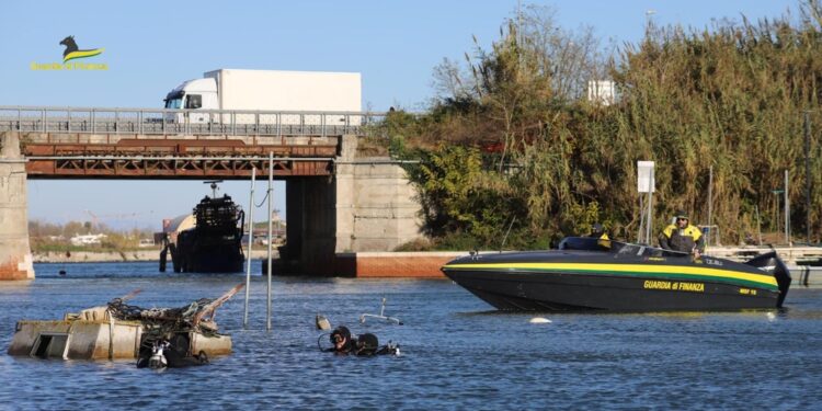 L'operazione della Guardia di Finanza a Chioggia
