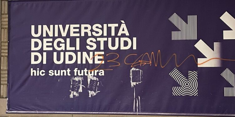 Il rettore: 'Condanna assoluta di questi gesti'
