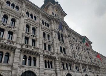 Richetti (M5s): 'Verso di me parole sessiste'. Pd: 'Non è goliardia'