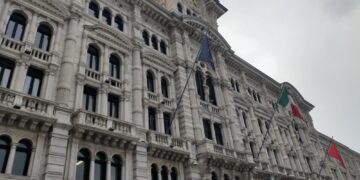 Richetti (M5s): 'Verso di me parole sessiste'. Pd: 'Non è goliardia'