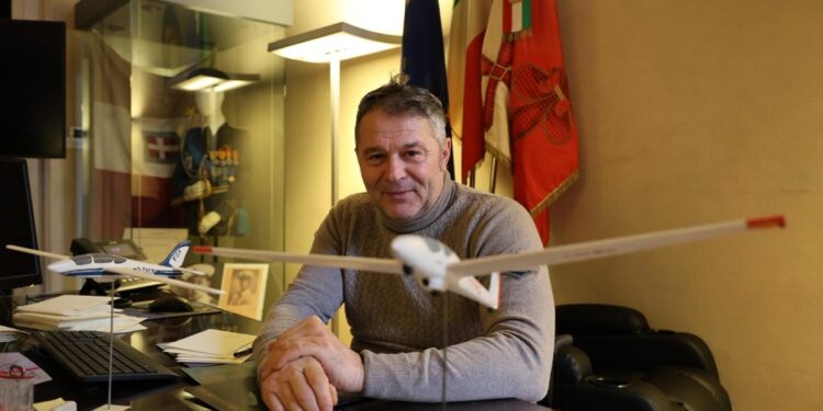 Zuccarini primo al mondo ad ottenere abilitazione all'acrobazia