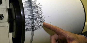 L'epicentro a 67 chilometri a ovest della città portuale di Chimbote