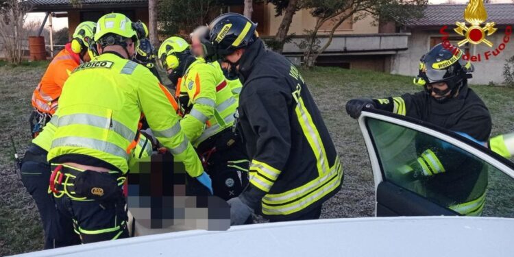 L'incidente alle ore 13 nel Vicentino