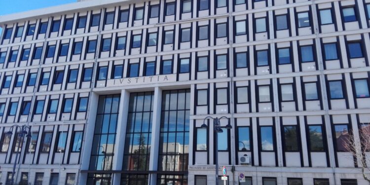 Svolta nella vicenda dell'uomo trovato senza vita in un supermercato di Termoli