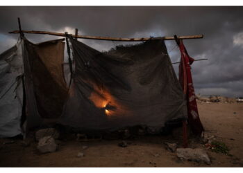 In conferenza stampa con Netanyahu