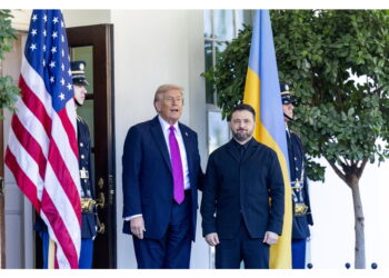 Il presidente Usa riceve a Mar-a-Lago l'ucraino. 'Dopo sentirò il capo del Cremlino'