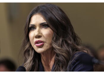 La ministra Noem: 'Approfittate di questo regalo'