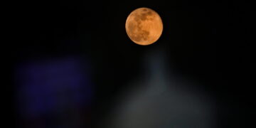 Ordine esecutivo per riportarvi gli americani entro il 2028