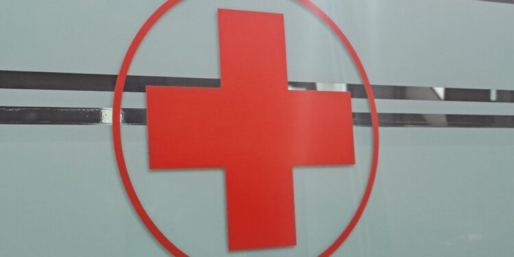 Soccorso dal 118 in un'isola ecologica a Gravere