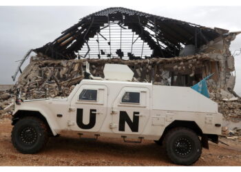 Una pattuglia della forza Onu stava ispezionando un checkpoint quando è stata colpita