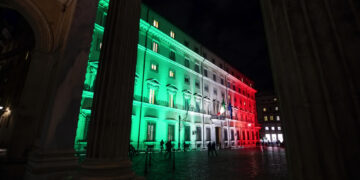 La riunione è iniziata da poco a Palazzo Chigi