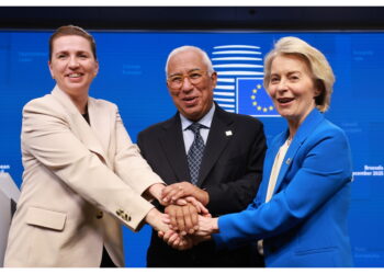 Proroga al 31 luglio 2026. Nel pacchetto anche l'embargo al petrolio