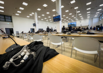 Ai colleghi disse di essere turbato