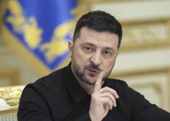 Il presidente ucraino: 'Grati agli Usa per il tempo investito'