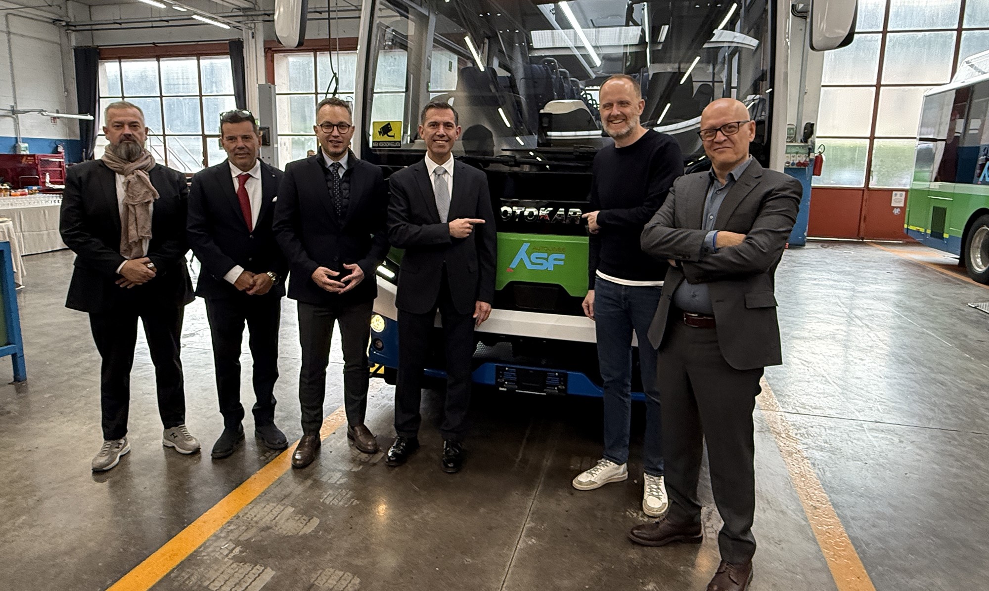 Asf Autolinee presenta sei nuovi bus