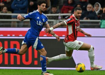 Patrick Cutrone in azione in Milan-Como della stagione 2024-2025 (foto Roberto Colombo)