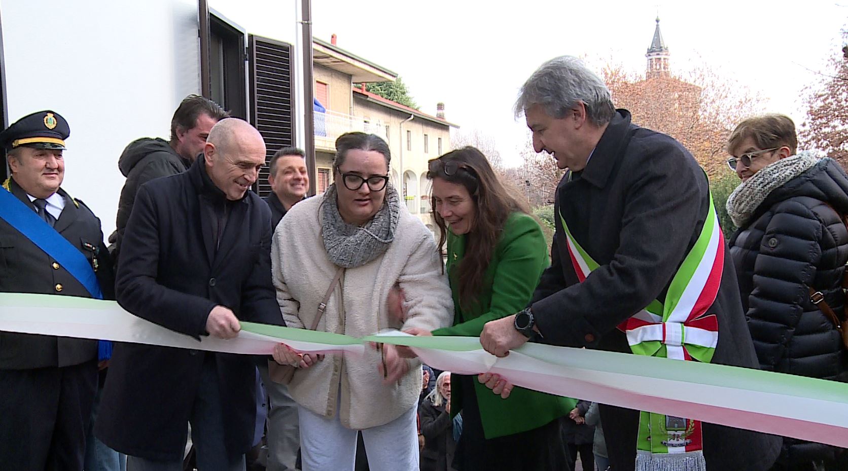 Il ministro Locatelli a Rovello Porro: inaugurata la nuova struttura destinata a ragazzi con disabilità