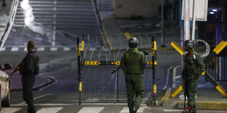 Sorvolavano l'area del palazzo presidenziale