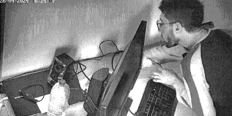 'E accessi non autorizzati lascerebbero traccia'