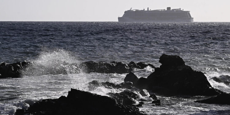 Codice rosso della protezione civile: "Meglio restare a casa"