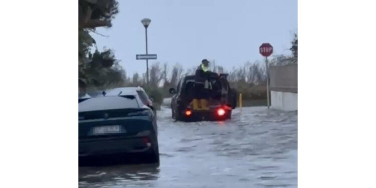 Case e strade allagate a Capoterra