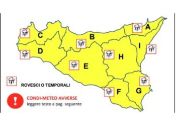 Copiosa nevicata sull'Etna