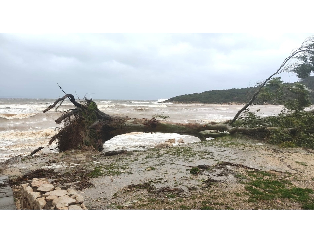 Allerta rossa in Sardegna sino alla mezzanotte di domani