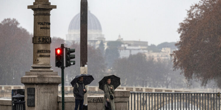 Anche forti venti e neve a bassa quota