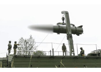 L'ordigno inesploso da 500 kg in mezzo alle case del quartiere Dnipro