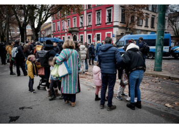 "Pronti a procedere per le vie legali" per le scuole chiuse