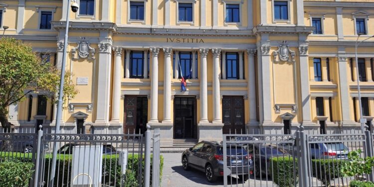 In primo grado era stato condannato ad un anno e sei mesi