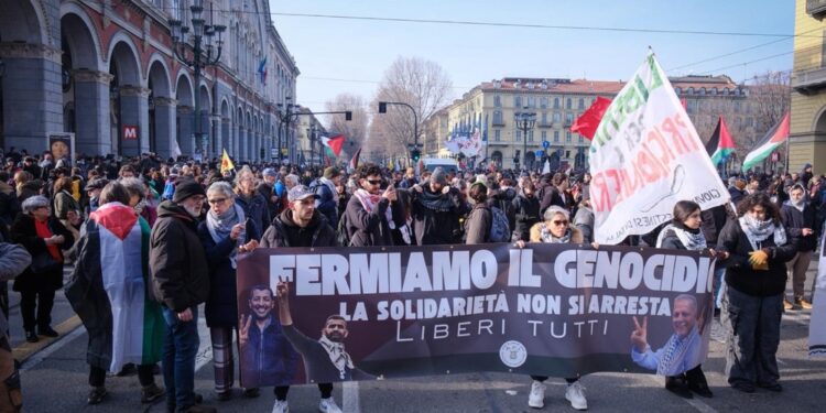 "Libertà per gli arrestati nell'inchiesta sui fondi ad Hamas"