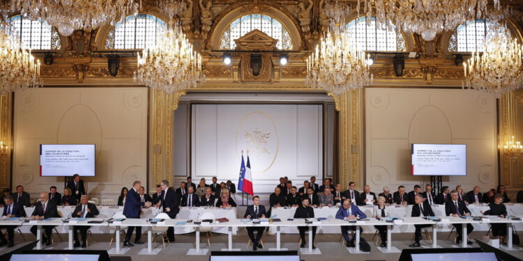 La Coalizione sarà rappresentata. Vigilerà sulle violazioni e decidere misure