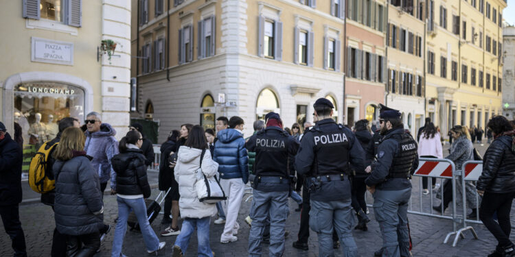 'Aggrediti tifosi tedeschi'. Allontanatisi prima dell'arrivo della polizia