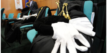 A uomo condannato per reati sessuali. Difesa