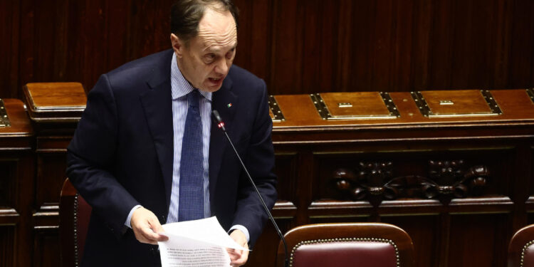 Il governo è sempre pronto a confrontarsi con le Camere sulla politica estera