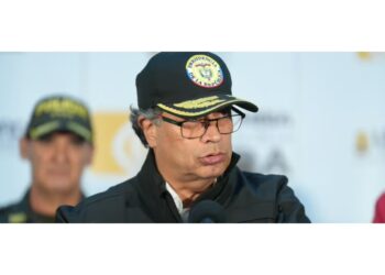 Il presidente accusa la guerriglia di stragi e traffici illeciti