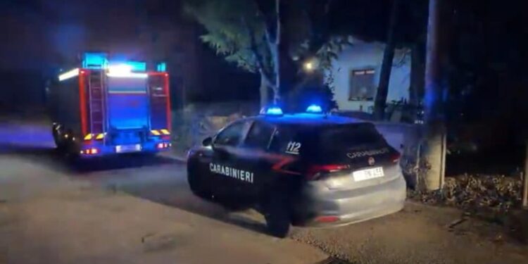 I corpi nella loro casa sul lago di Garda