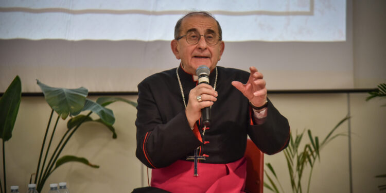 Visita dell'arcivescovo di Milano alle camere ardenti delle vittime milanesi