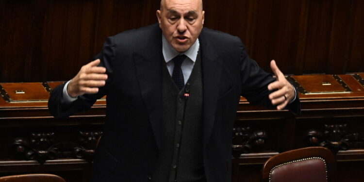 È il paese che più confina con questo nuovo pezzo di mondo