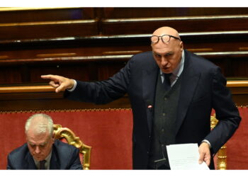 'Non è una gara a chi manda i militari