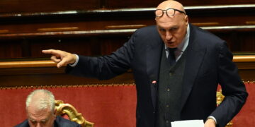 'Non è una gara a chi manda i militari