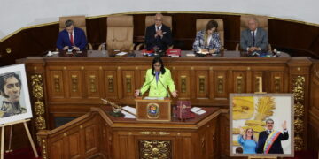 'Non possono esserci differenze politiche quando si parla di pace'