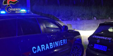Catturato dai carabinieri in Calabria simulando la consegna di un pacco postale
