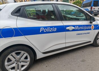 Locale senza agibilità e documenti prevenzione incendi. Custode ha rotto i sigilli