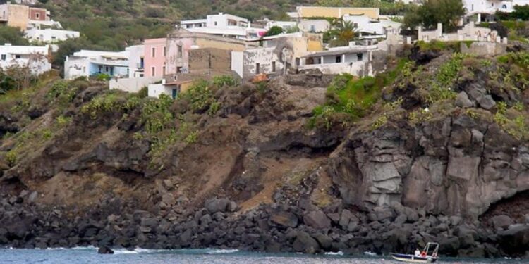 Il prossimo anno scolastico dietro al banco una bimba di sei anni