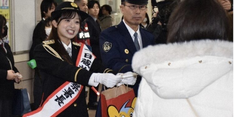 Più poliziotti e una app contro il fenomeno 'chikan' sui treni