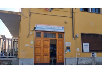 16 intossicati lievi per l'aria irritante. Indagini dei carabinieri