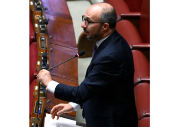 'Favorevoli a tutte le misure che contrastano le armi'