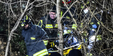 Dalle indagini non emergono altre ipotesi oltre al suicidio